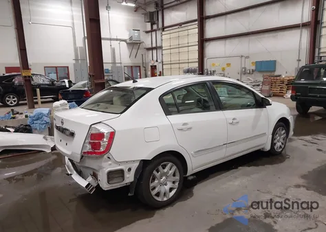 2010 Nissan Sentra 2.0/2.0S/Sr/2.0Sl z USA, uszkodzony, nr VIN 3N1AB6AP1AL725630